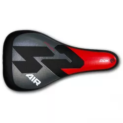 Седло DDK 2032 SS2 (чёрный, серый, красный)