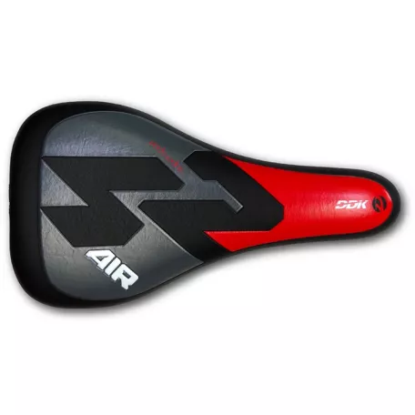 Седло для BMX DDK 2032 SS2 (чёрный, серый, красный) Седло для BMX DDK 2032 SS2 (чёрный, серый, красный)